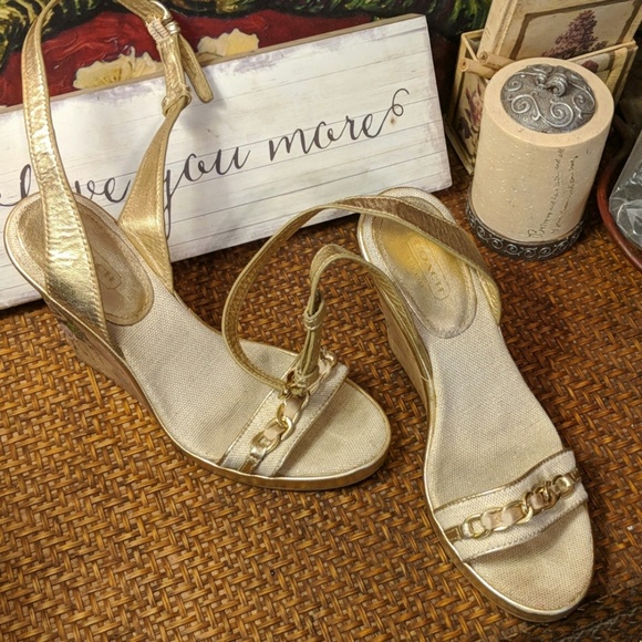 Ladies coach wedge heels - Picture 2 of 8